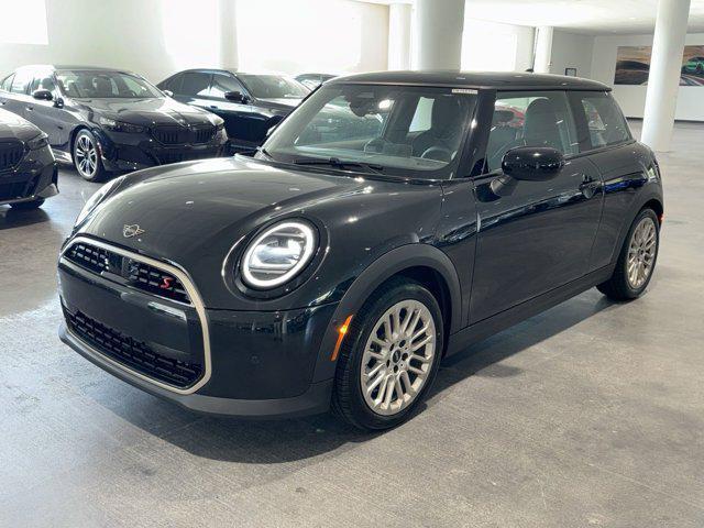 new 2025 MINI Hardtop car, priced at $35,595