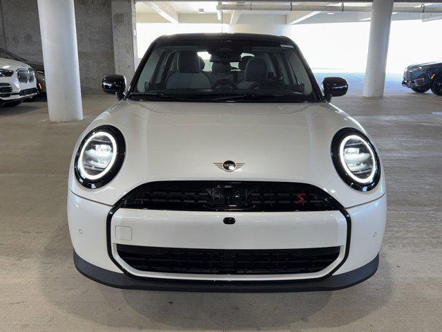 new 2025 MINI Hardtop car, priced at $38,295