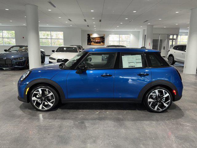 new 2025 MINI Hardtop car, priced at $34,245