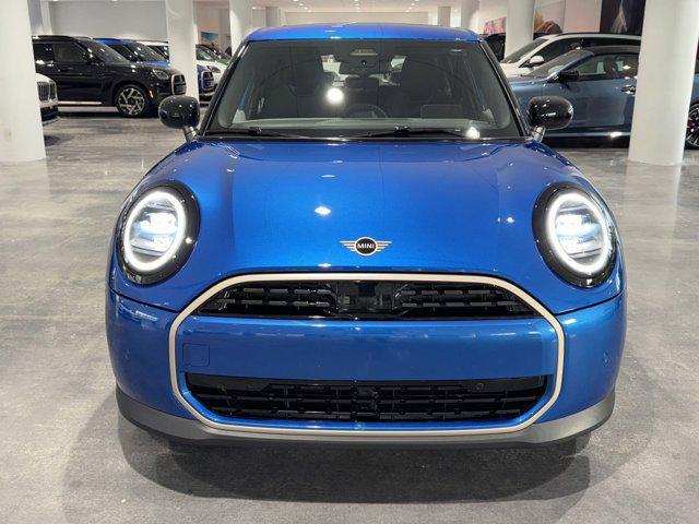 new 2025 MINI Hardtop car, priced at $34,245