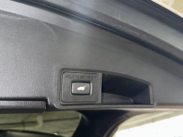 used 2020 Acura RDX car, priced at $23,900
