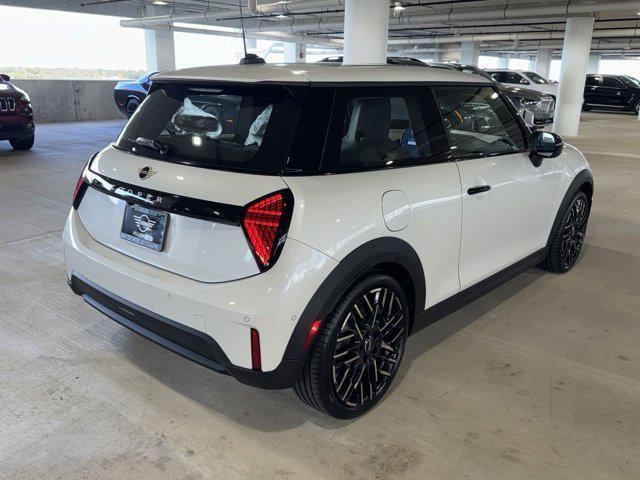 new 2025 MINI Hardtop car, priced at $32,945