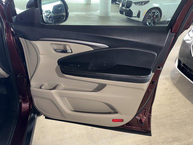 used 2020 Honda Pilot car, priced at $23,390