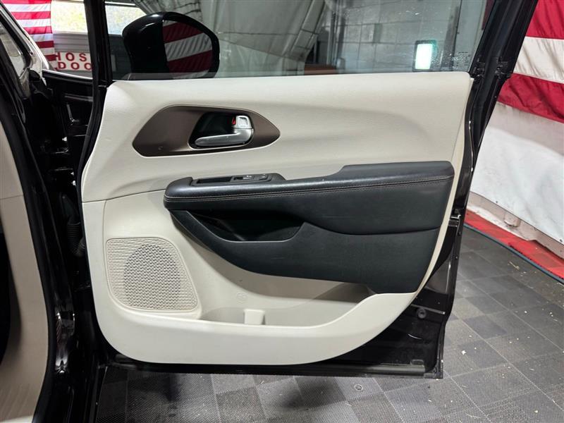 used 2017 Chrysler Pacifica car, priced at $12,955