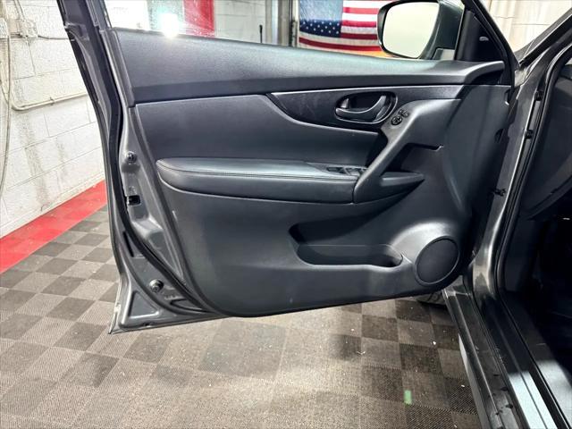 used 2020 Nissan Rogue car, priced at $17,555