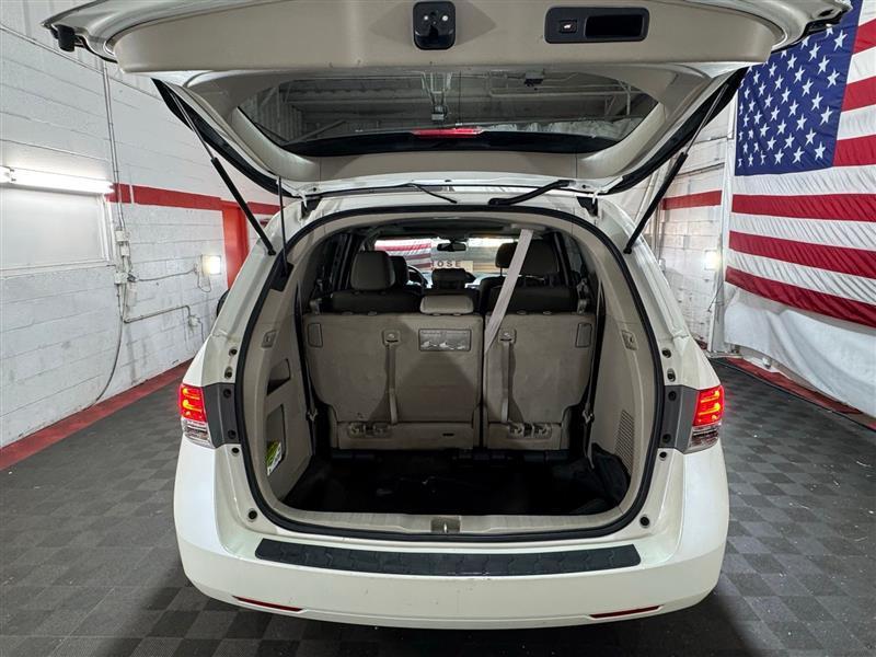 used 2016 Honda Odyssey car, priced at $13,911