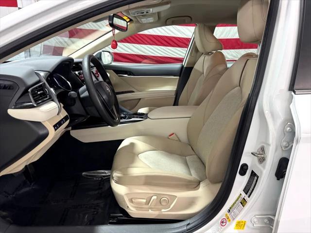 used 2019 Toyota Camry Hybrid car, priced at $18,955