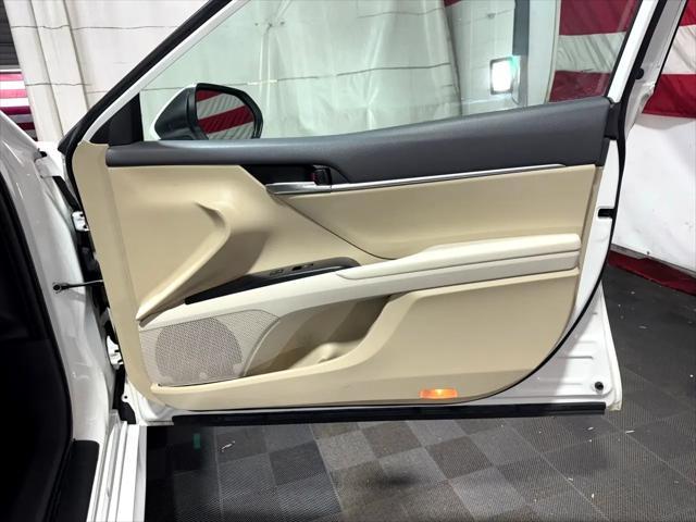 used 2019 Toyota Camry Hybrid car, priced at $18,955