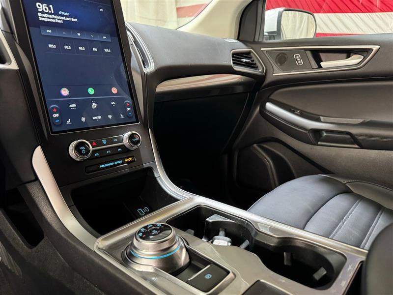 used 2024 Ford Edge car, priced at $21,977
