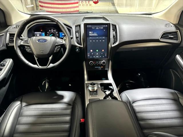 used 2024 Ford Edge car, priced at $26,995