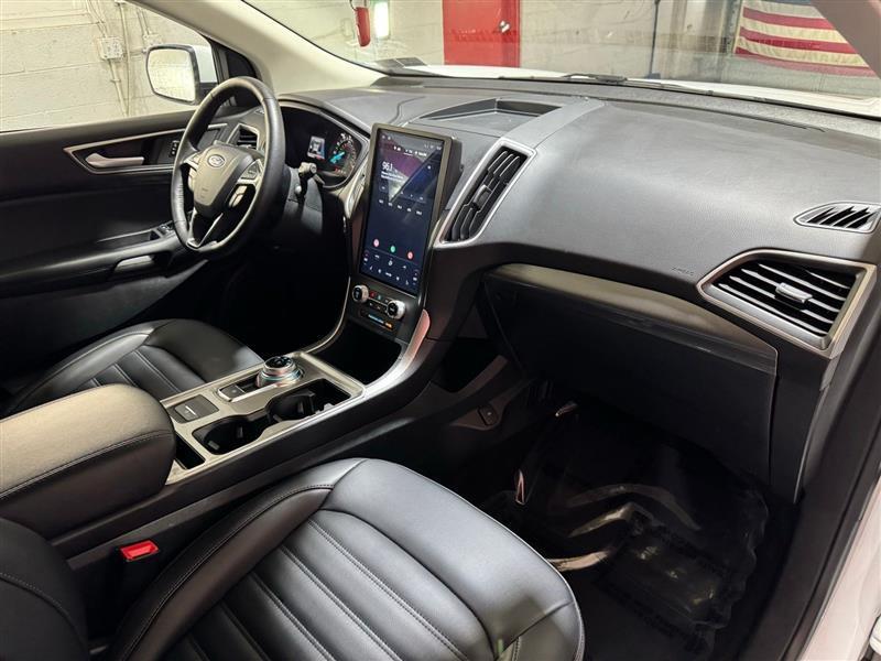 used 2024 Ford Edge car, priced at $21,977