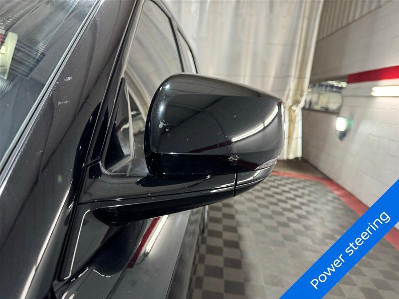 used 2024 Jeep Grand Cherokee L car, priced at $30,555