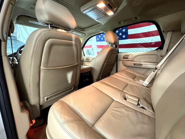 used 2012 Cadillac Escalade Hybrid car, priced at $15,977