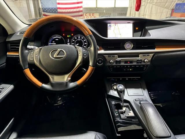used 2013 Lexus ES 300h car, priced at $14,977