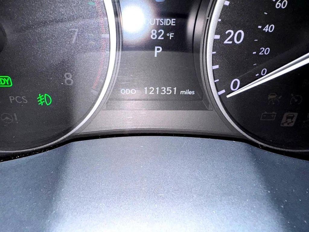 used 2013 Lexus ES 300h car, priced at $13,333