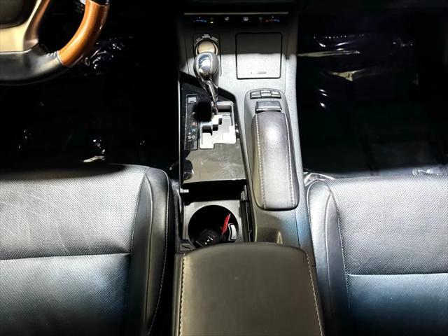 used 2013 Lexus ES 300h car, priced at $14,977
