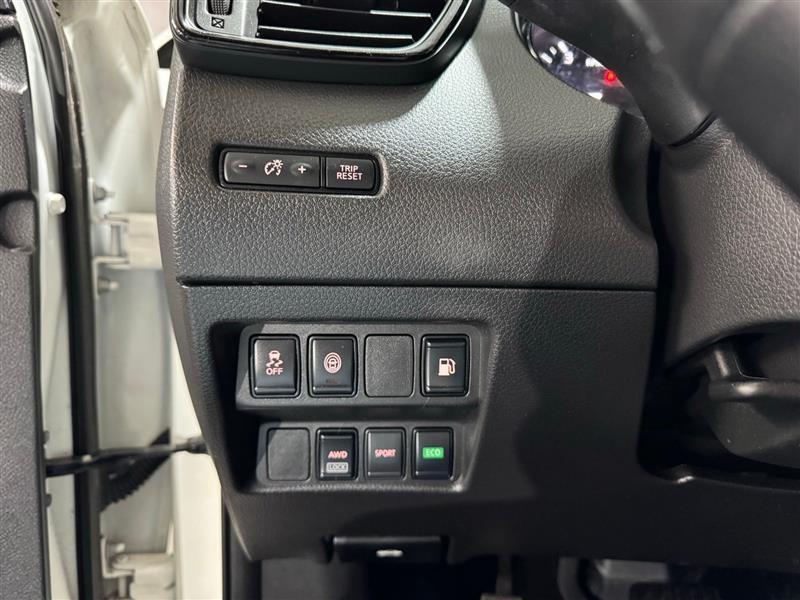 used 2020 Nissan Rogue car, priced at $16,977