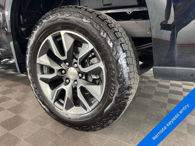 used 2024 Chevrolet Silverado 1500 car, priced at $40,555