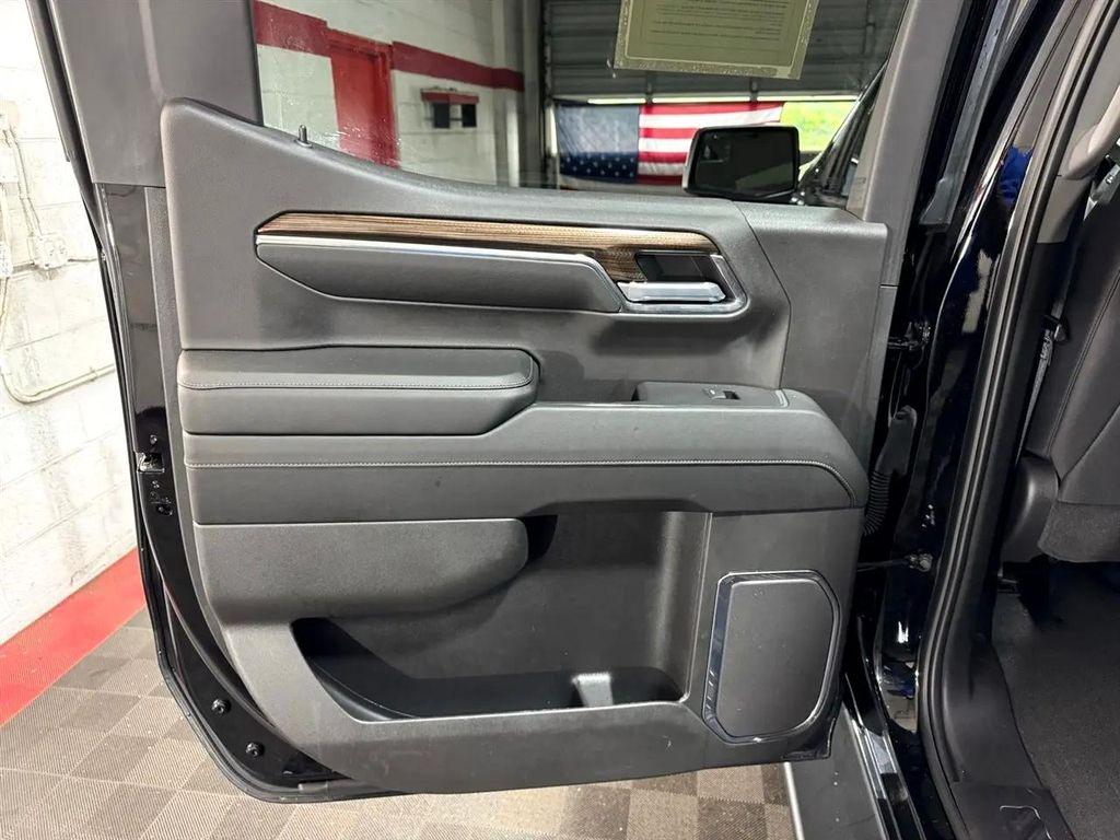 used 2024 Chevrolet Silverado 1500 car, priced at $41,555