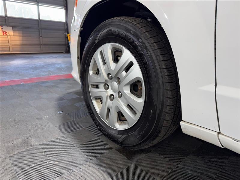 used 2019 Dodge Grand Caravan car, priced at $7,333