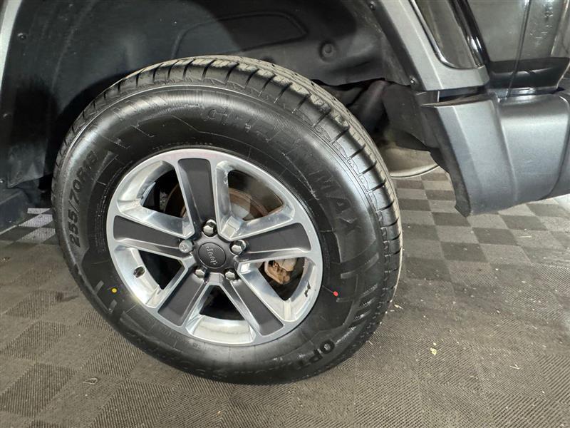 used 2021 Jeep Wrangler Unlimited car, priced at $25,977