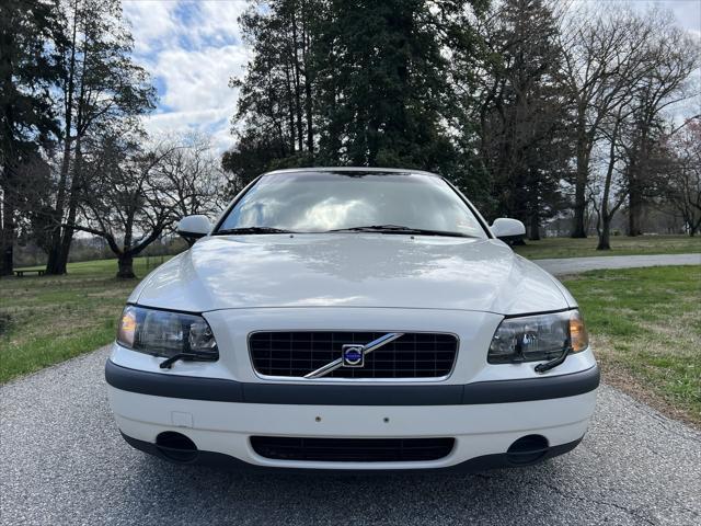 used 2002 Volvo S60 car, priced at $12,950