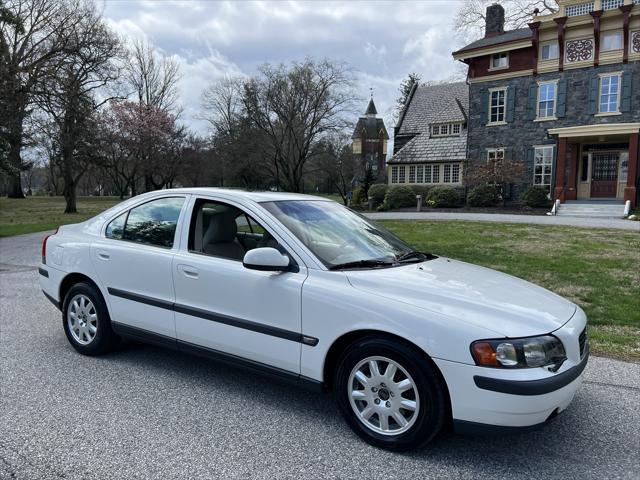 used 2002 Volvo S60 car, priced at $11,950