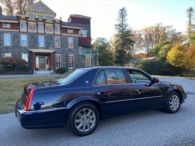 used 2007 Cadillac DTS car, priced at $19,950