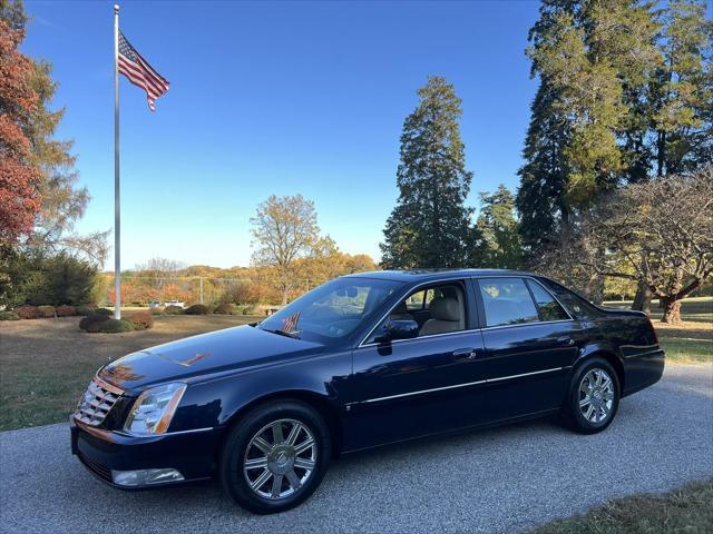 used 2007 Cadillac DTS car, priced at $19,950