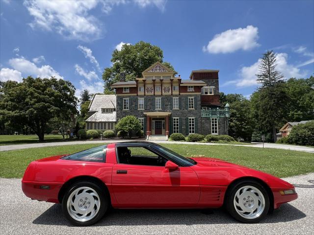 used 1992 Chevrolet Corvette car, priced at $16,950