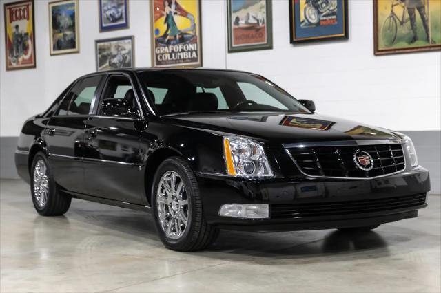 used 2007 Cadillac DTS car, priced at $25,000