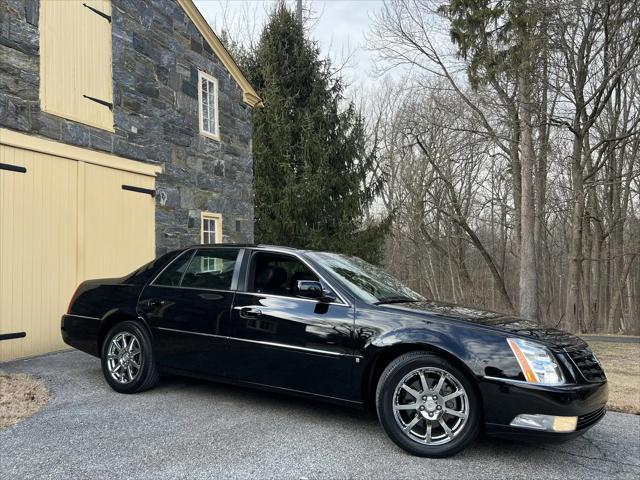 used 2007 Cadillac DTS car, priced at $25,000