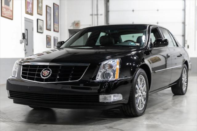 used 2007 Cadillac DTS car, priced at $25,000