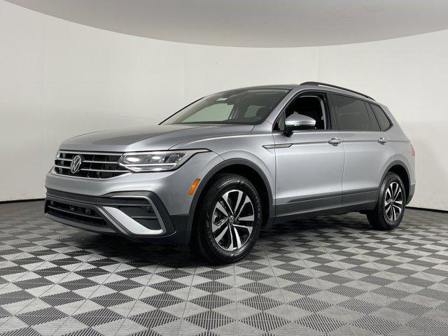 new 2024 Volkswagen Tiguan car, priced at $28,343