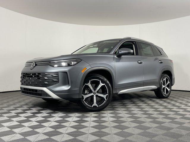 new 2025 Volkswagen Tiguan car, priced at $36,220