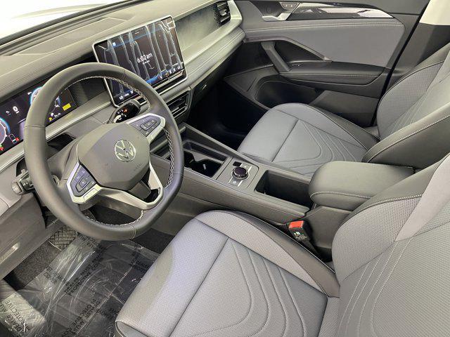 new 2025 Volkswagen Tiguan car, priced at $36,220
