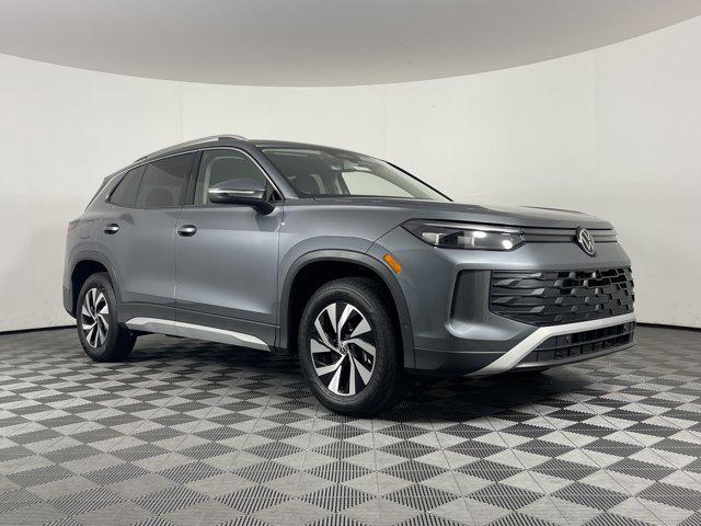 new 2025 Volkswagen Tiguan car, priced at $32,326