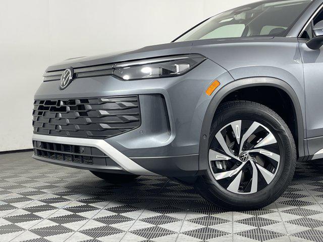new 2025 Volkswagen Tiguan car, priced at $32,326