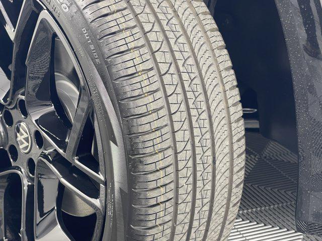 new 2026 Volkswagen Tiguan car, priced at $40,220