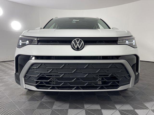 new 2025 Volkswagen Taos car, priced at $31,569