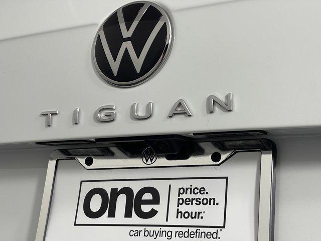 new 2024 Volkswagen Tiguan car, priced at $37,209