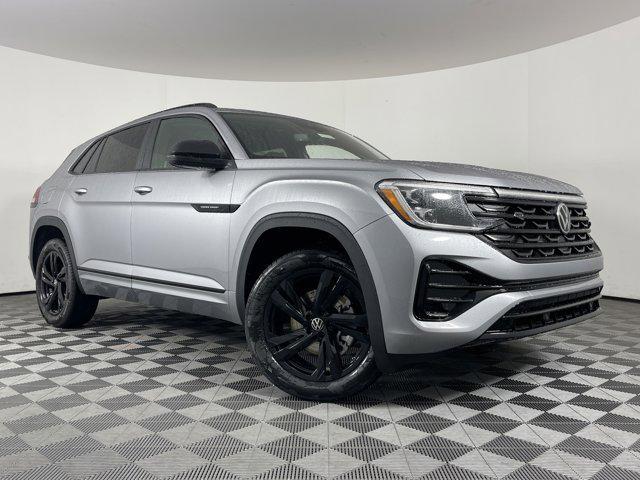 new 2025 Volkswagen Atlas Cross Sport car, priced at $52,006