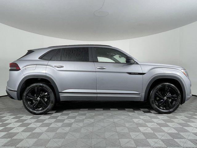 new 2025 Volkswagen Atlas Cross Sport car, priced at $52,006