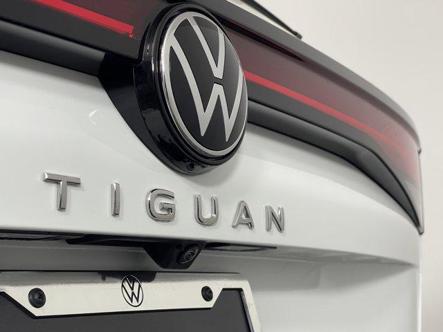 new 2025 Volkswagen Tiguan car, priced at $33,220