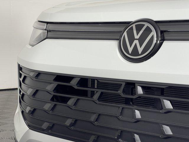new 2025 Volkswagen Tiguan car, priced at $33,220