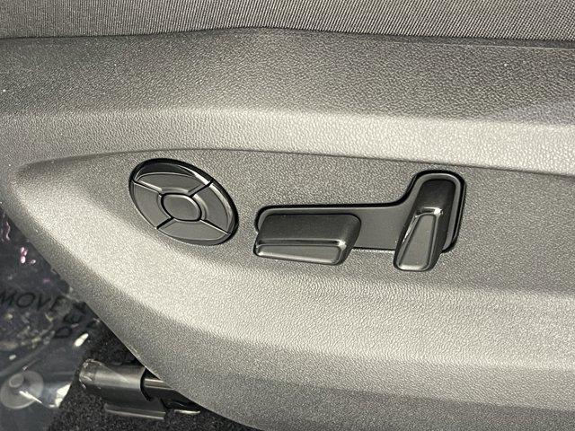 new 2025 Volkswagen Tiguan car, priced at $33,220