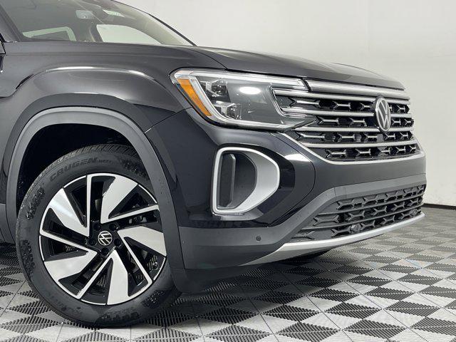 new 2024 Volkswagen Atlas car, priced at $48,257