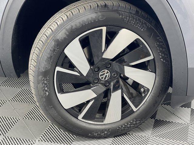 new 2024 Volkswagen Atlas Cross Sport car, priced at $42,530