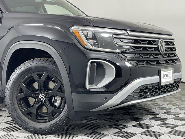 new 2025 Volkswagen Atlas car, priced at $47,852