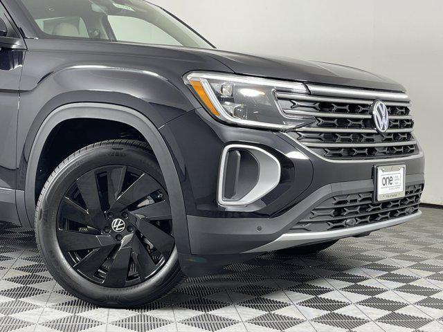 new 2024 Volkswagen Atlas car, priced at $42,791